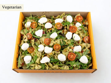 Pesto Pasta Salad Sharer